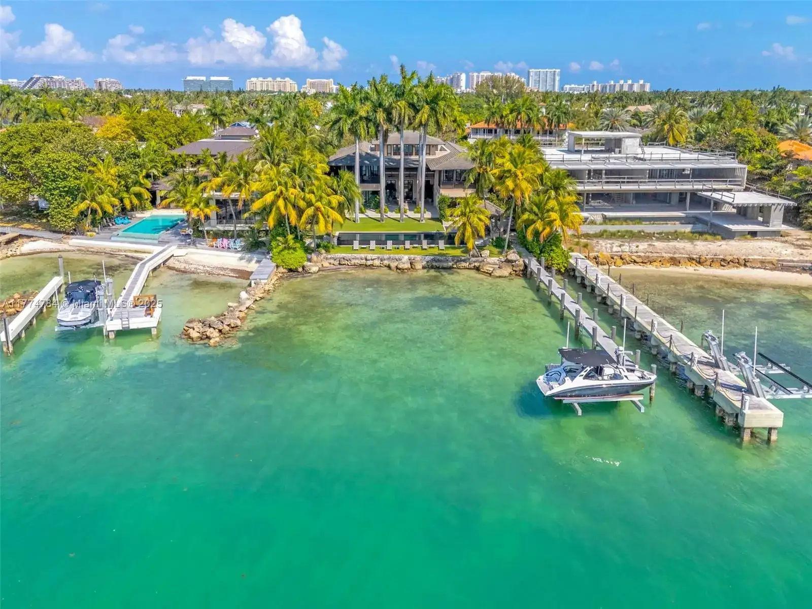 9 Harbor Pt, Key Biscayne FL 33149 photo 2