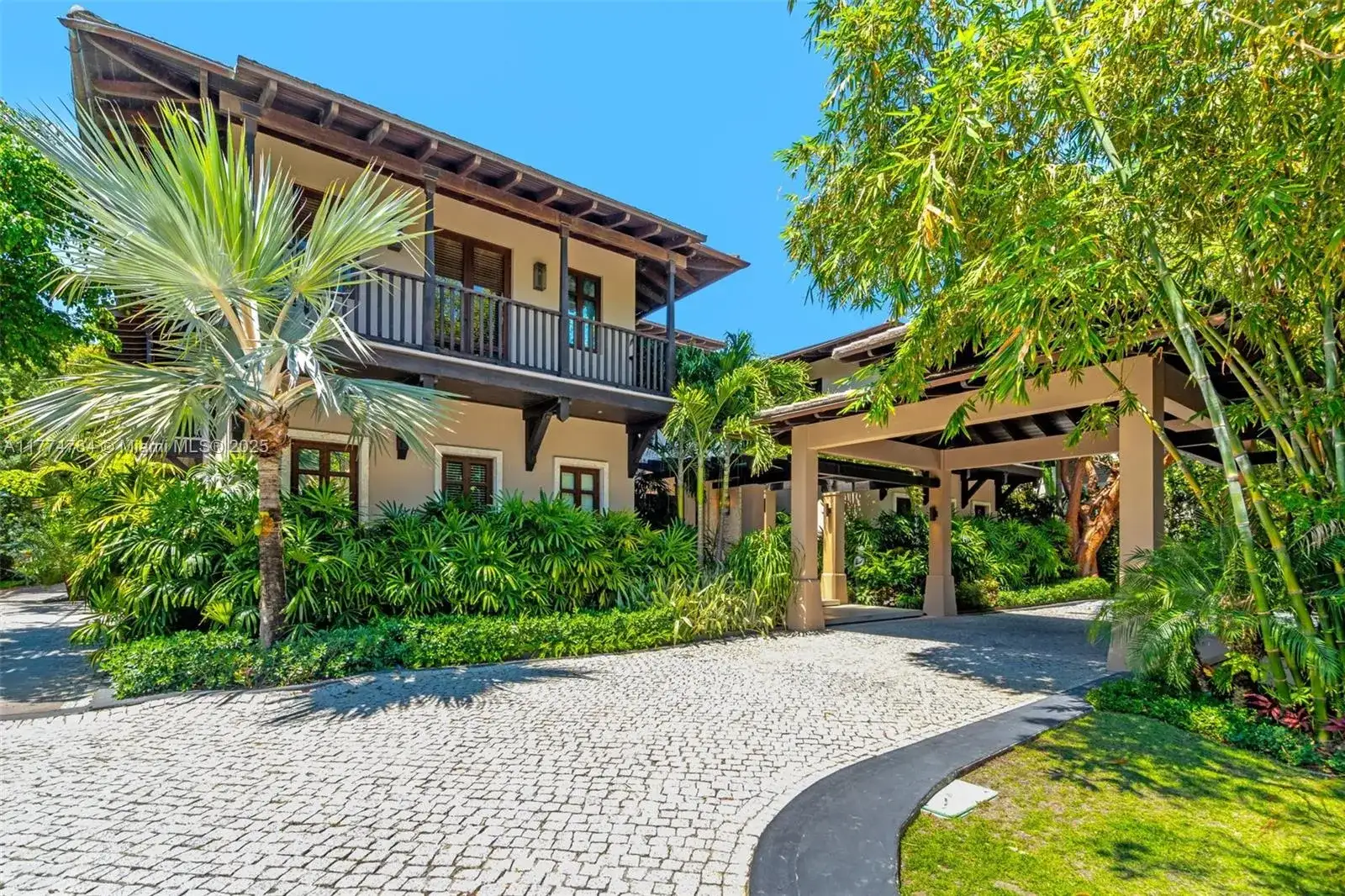 9 Harbor Pt, Key Biscayne FL 33149 photo 5
