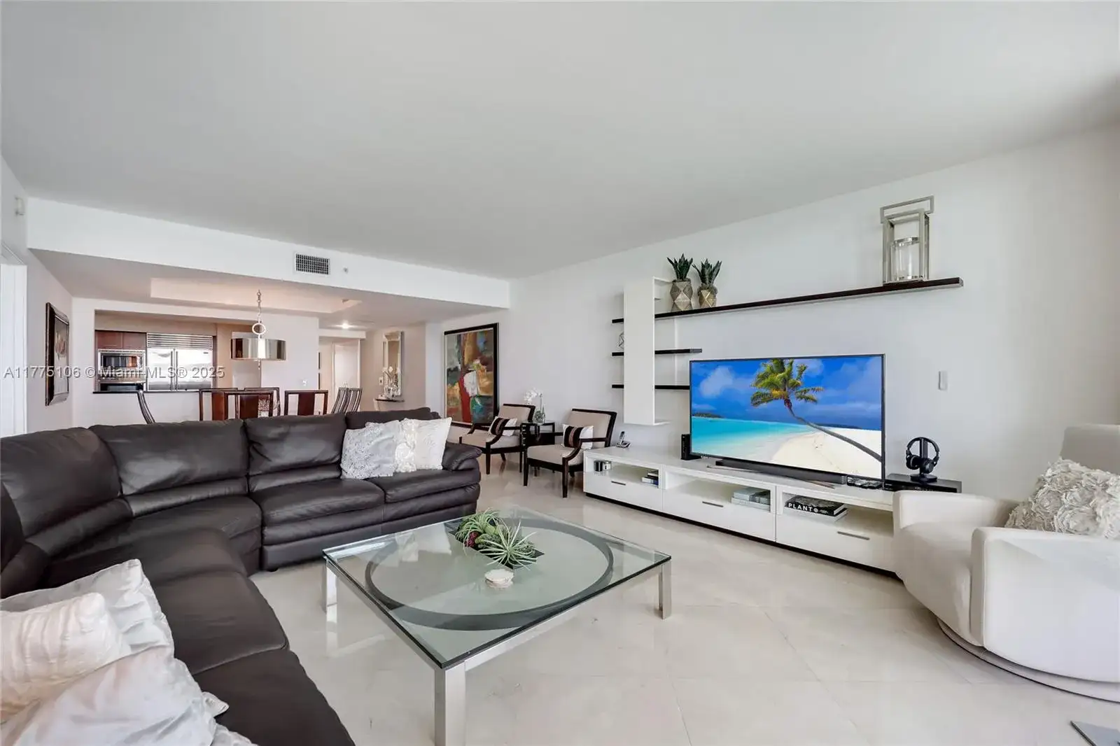 1331 Brickell Bay Dr # 2605, Miami FL 33131 photo 4