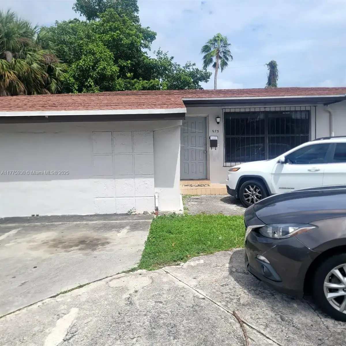 975 NE 135th St, North Miami FL 33161 photo 3