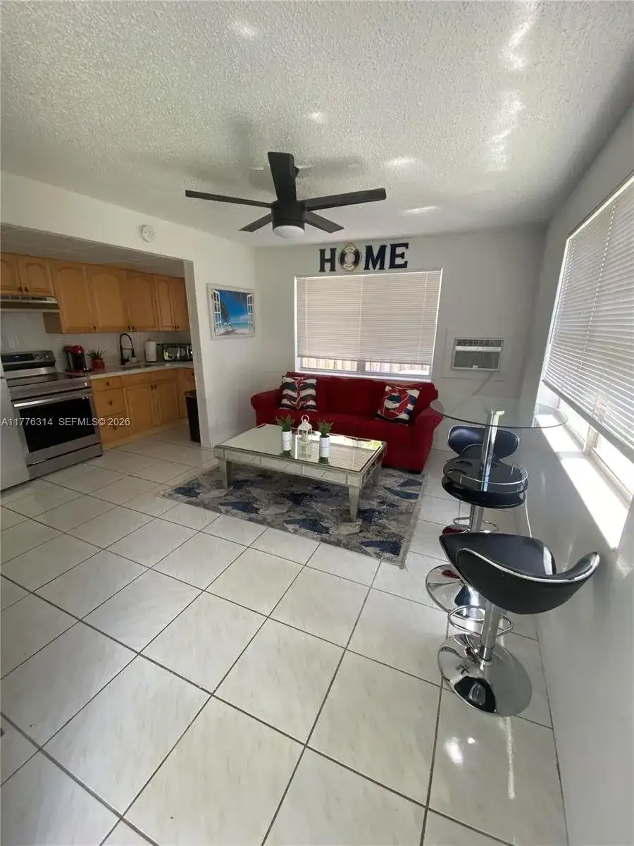 3210 Canal Dr # 8, Pompano Beach FL 33062 photo 2