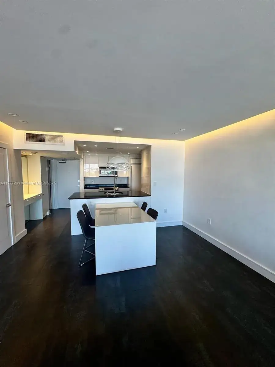 10275 Collins Ave # 1028, Bal Harbour FL 33154 photo 3
