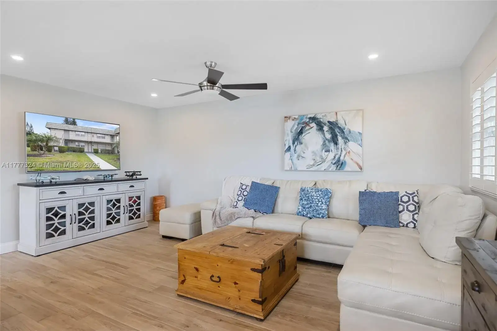 72 Monaco B # 72, Delray Beach FL 33446 photo 2