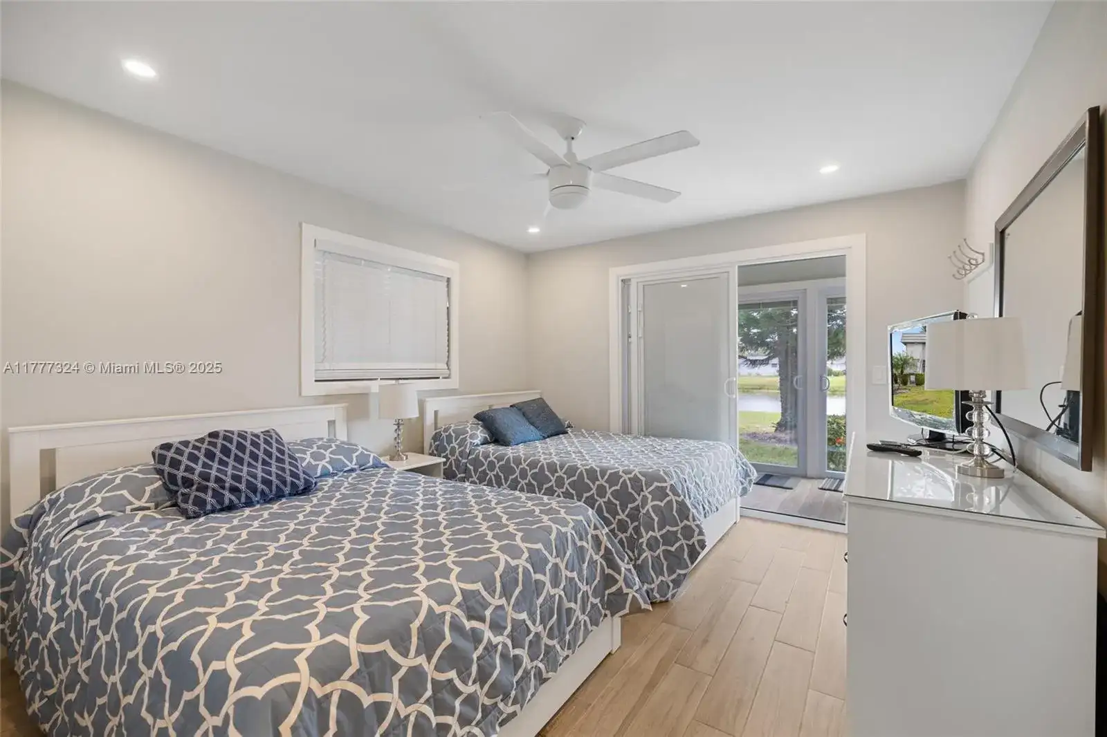 72 Monaco B # 72, Delray Beach FL 33446 photo 4