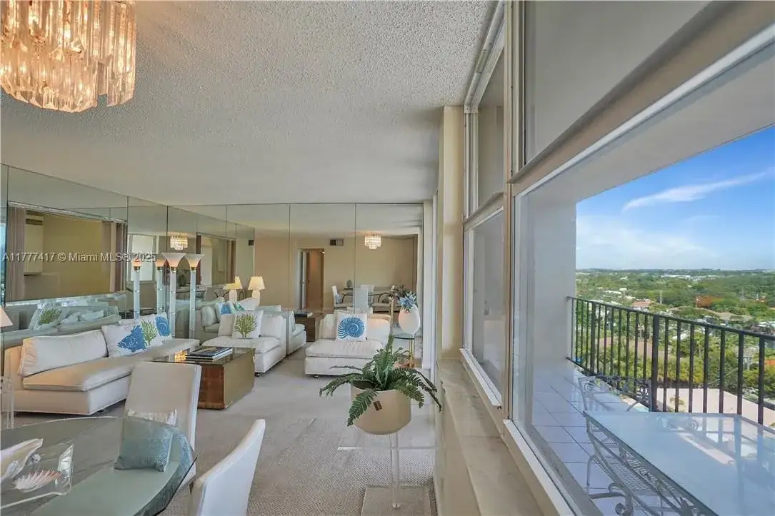 2881 NE 33rd Ct, Fort Lauderdale FL 33306 photo 4