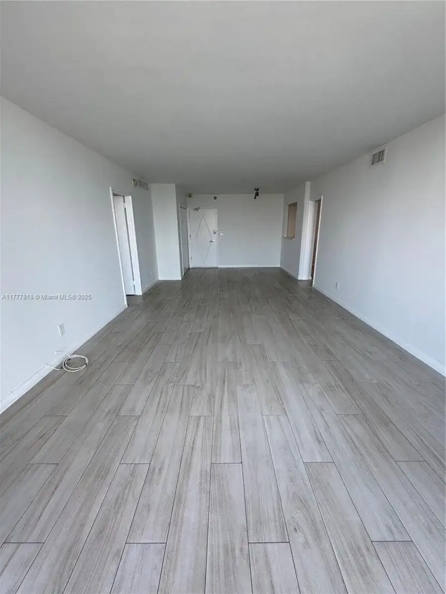 5161 Collins Ave # 1206, Miami Beach FL 33140 photo 5