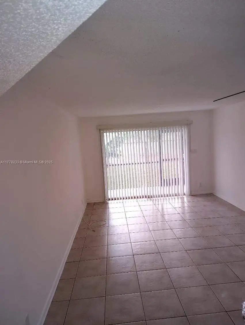 7831 Colony Cir # 104, Tamarac FL 33321 photo 4