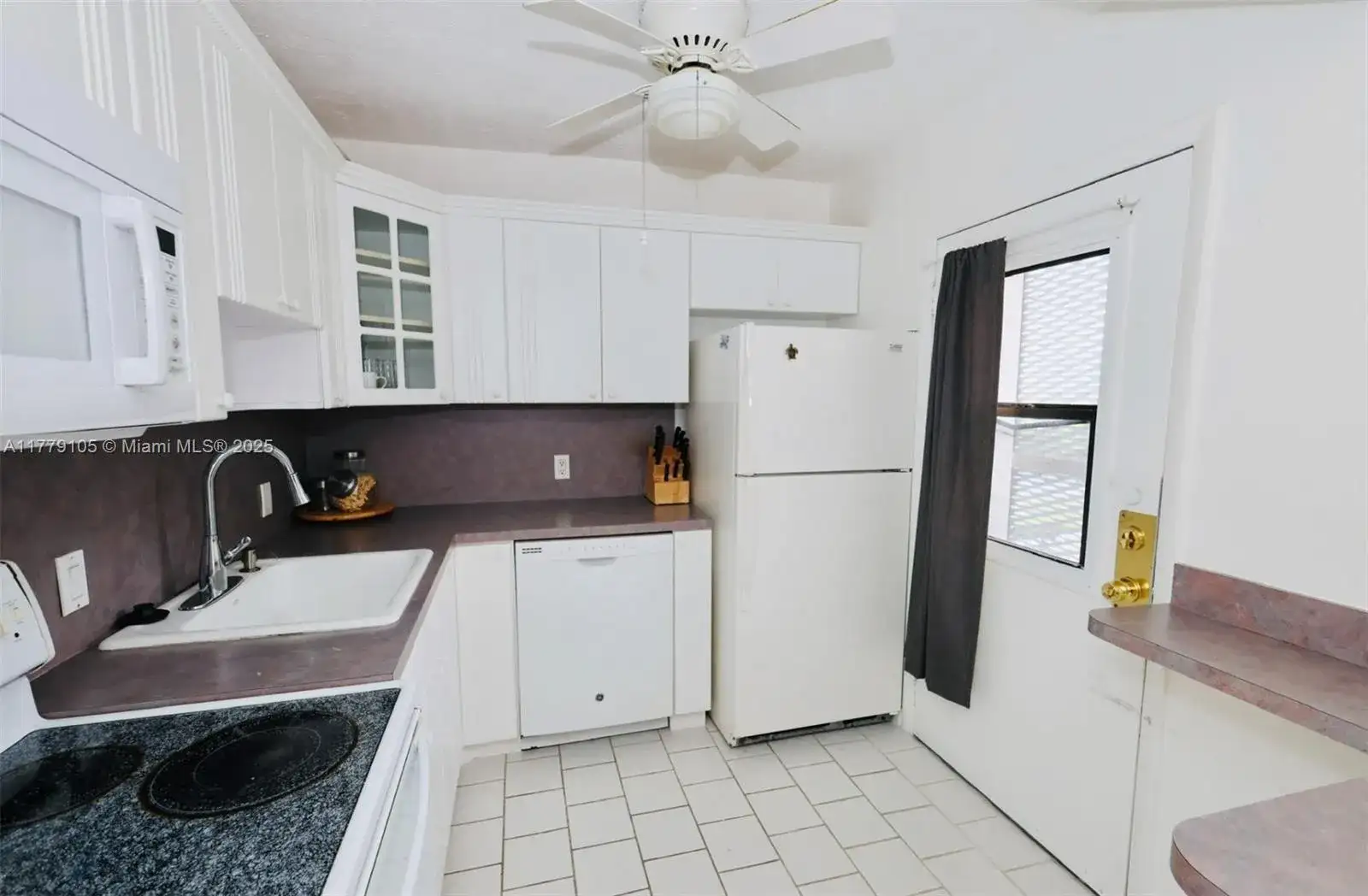 3475 N Country Club Dr # 401, Aventura FL 33180 photo 4
