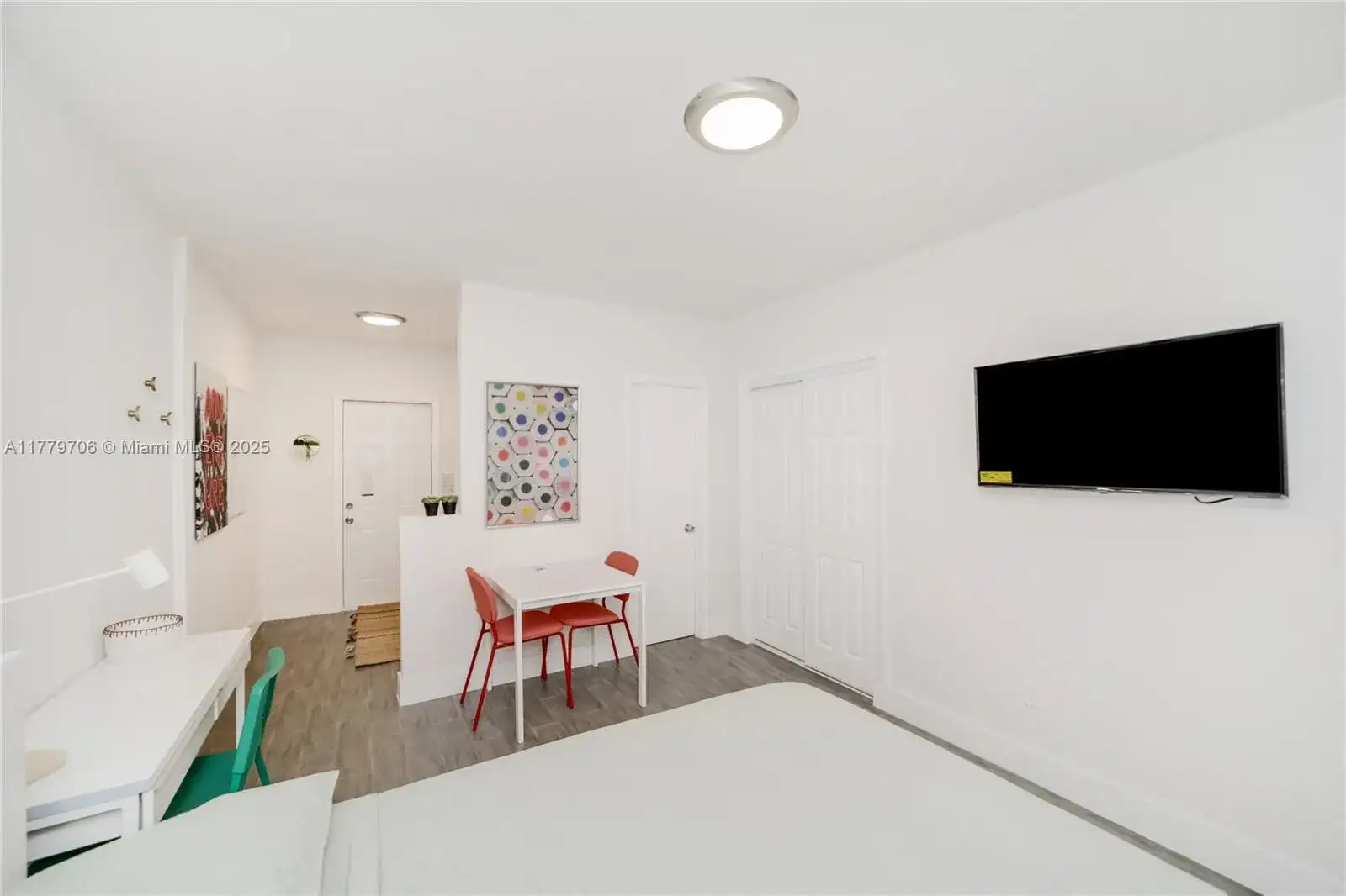 770 NE 123rd St # 9, North Miami FL 33161 photo 4