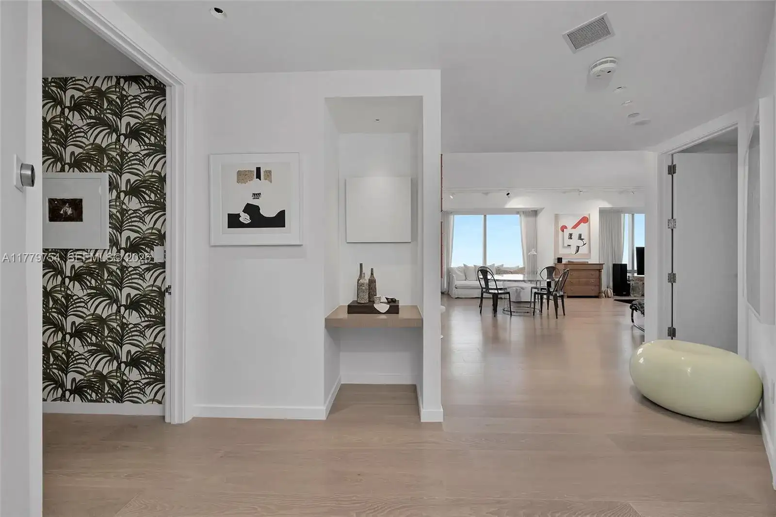 1425 Brickell Ave # 61E, Miami FL 33131 photo 3