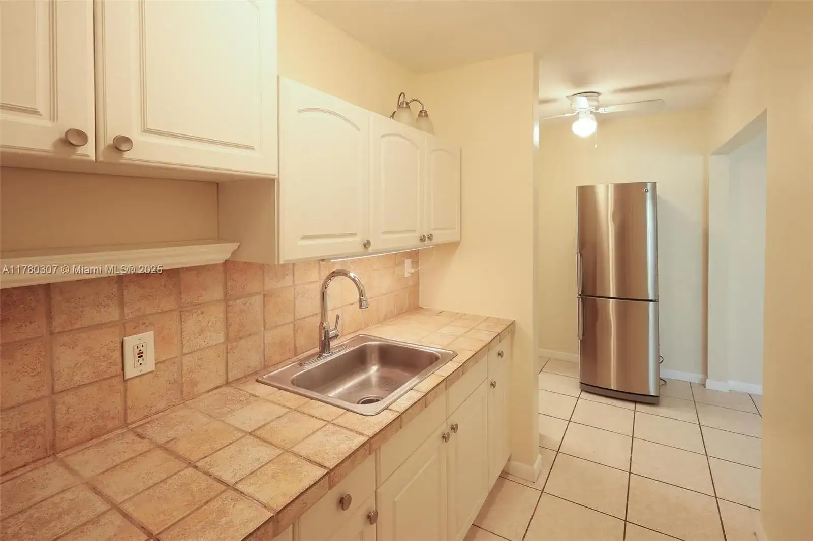 555 SW 16th Ave # 6, Miami FL 33135 photo 5