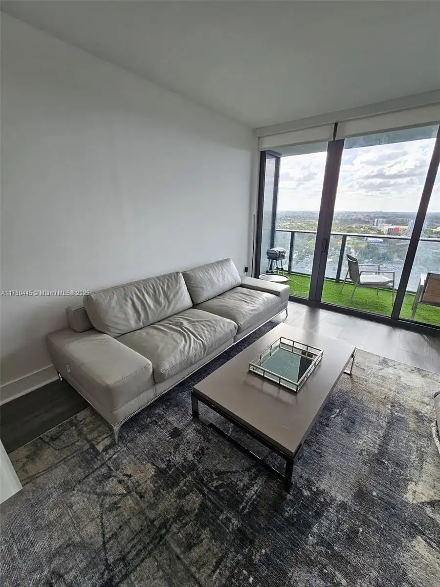 121 NE 34 ST # 2511, Miami FL 33137 photo 2