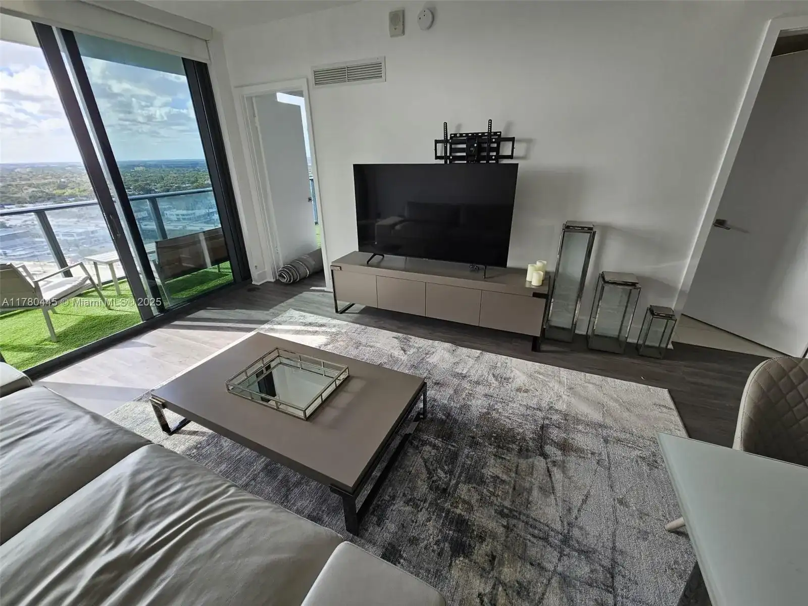 121 NE 34 ST # 2511, Miami FL 33137 photo 5