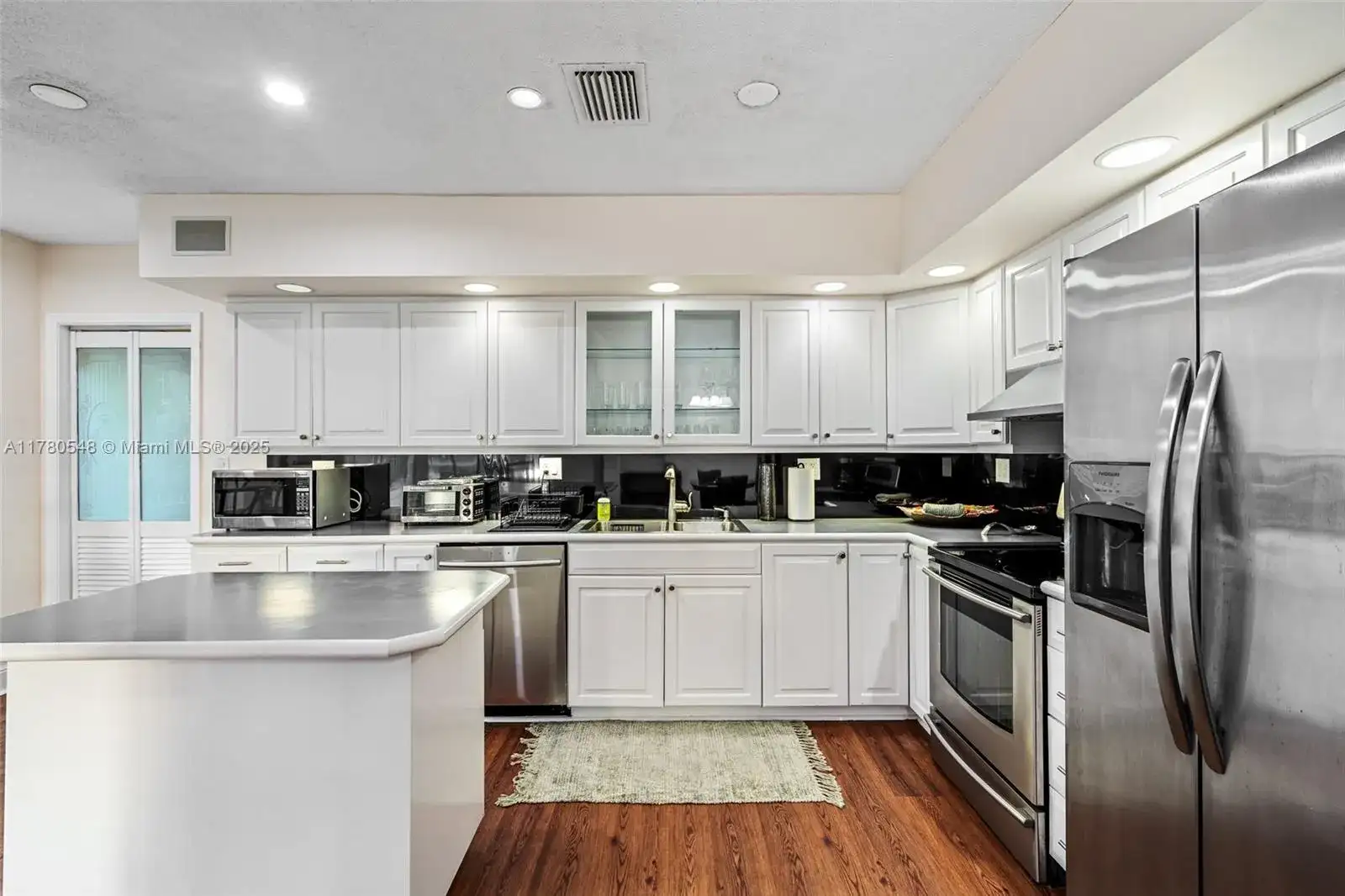 2231 NE 38th St, Lighthouse Point FL 33064 photo 4