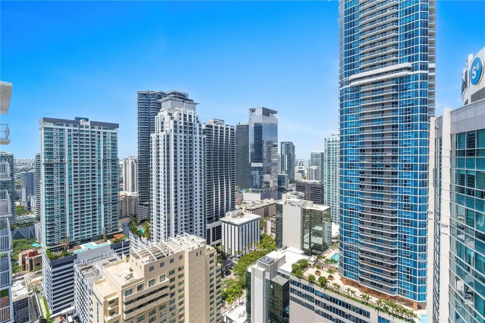 1200 Brickell Bay Dr # 4218, Miami FL 33131 photo 2