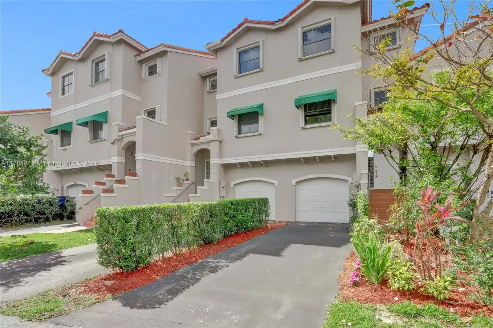 1308 NW 126th Ave, Sunrise FL 33323 photo 2
