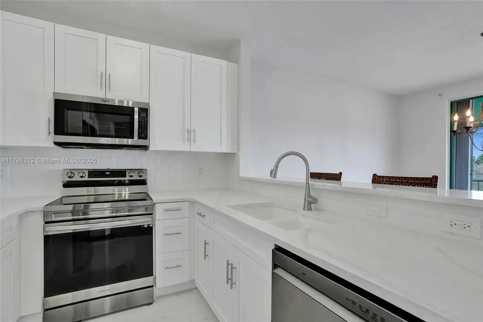 1308 NW 126th Ave, Sunrise FL 33323 photo 3