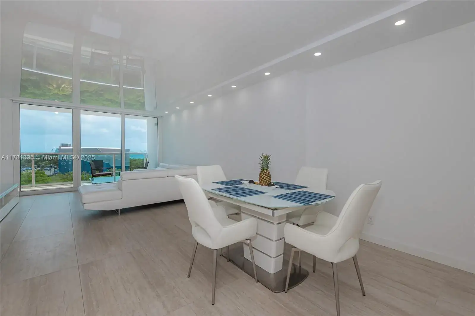 100 Bayview Dr # 825, Sunny Isles Beach FL 33160 photo 2