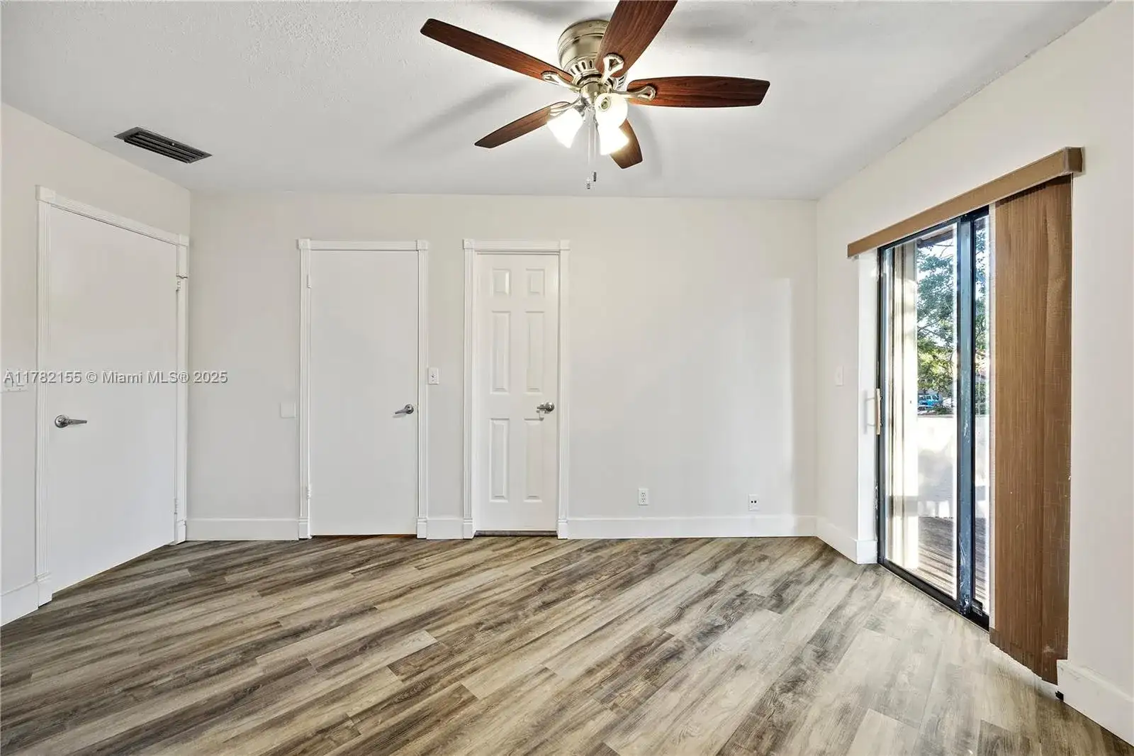 9239 W Sunrise Blvd, Plantation FL 33322 photo 4
