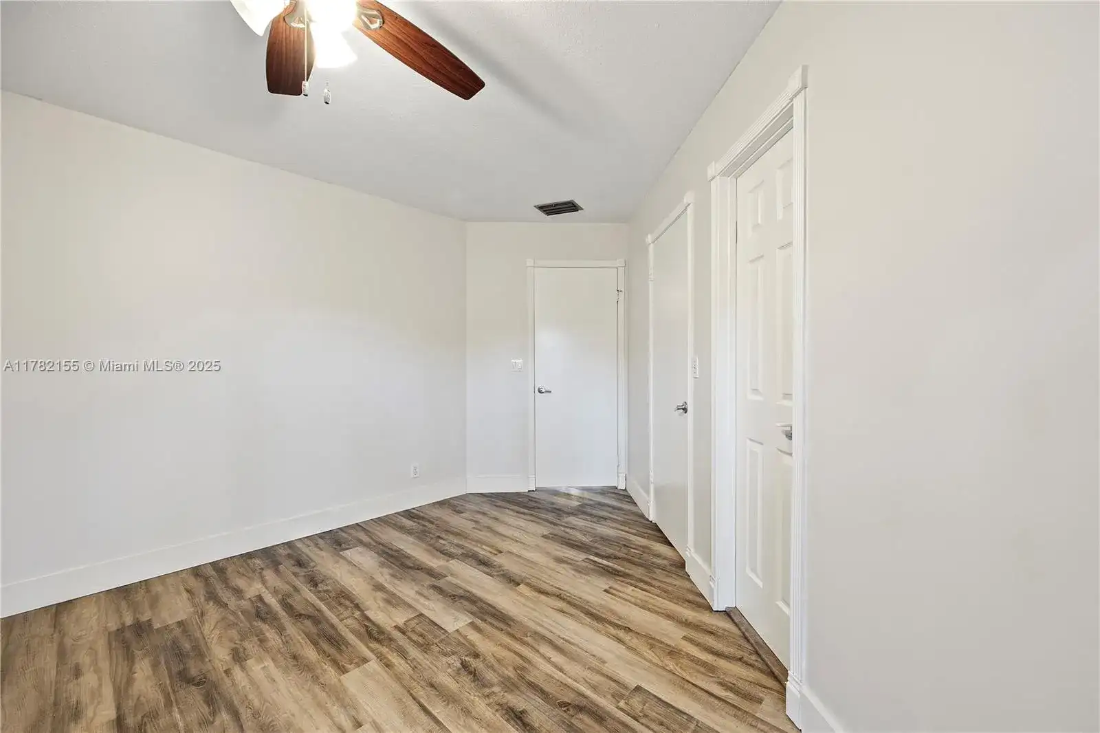 9239 W Sunrise Blvd, Plantation FL 33322 photo 5