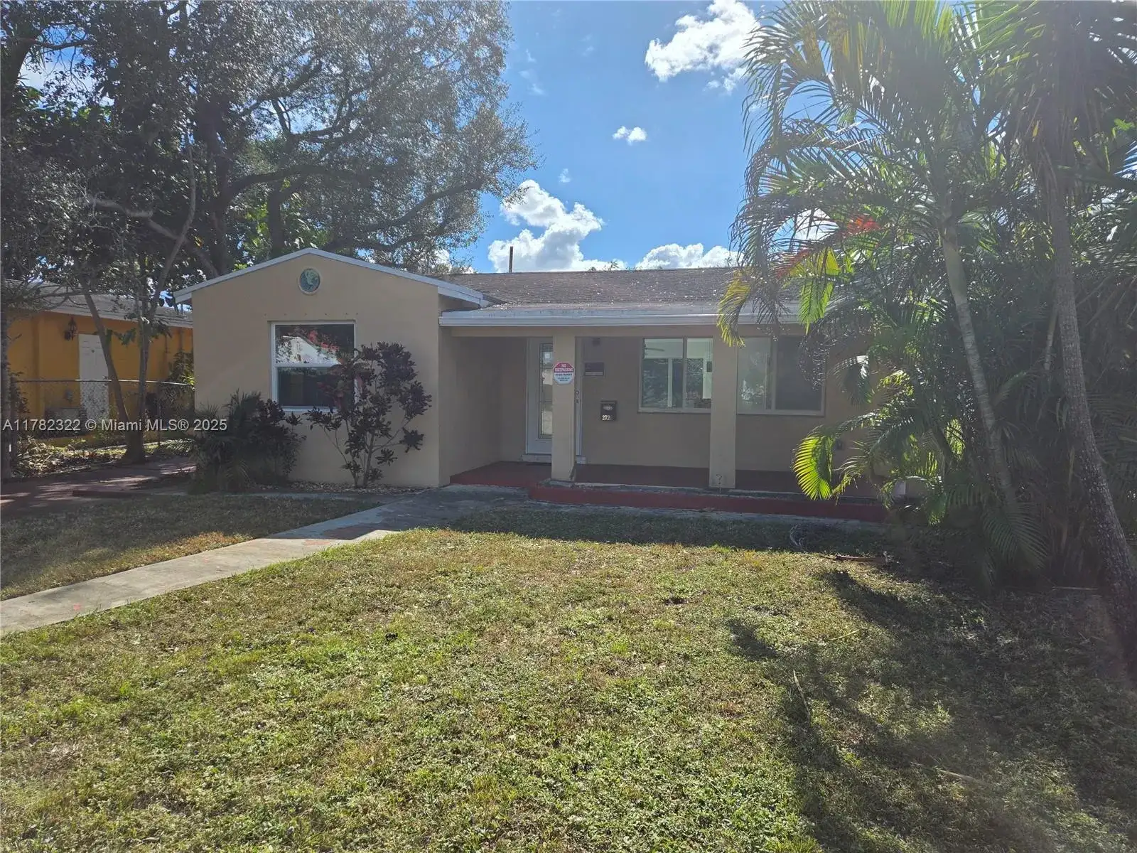 2722 Pierce St, Hollywood FL 33020 photo 3