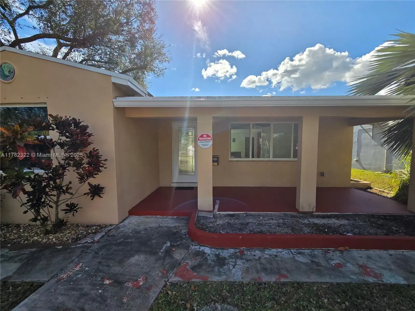 2722 Pierce St, Hollywood FL 33020 photo 4