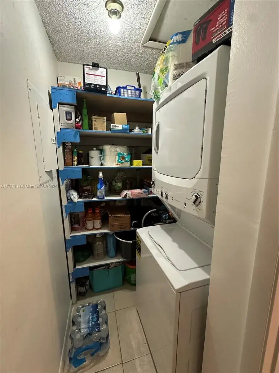 7795 W 29th Way # 201, Hialeah FL 33018 photo 2