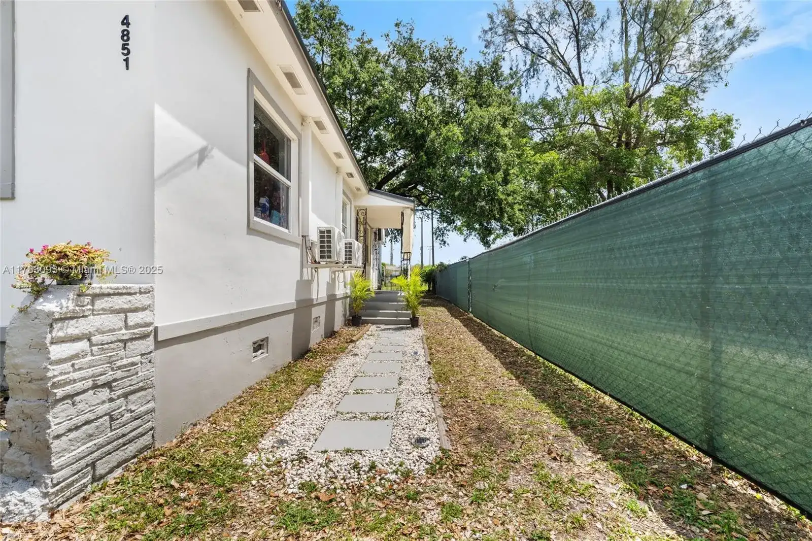 4851 NW 15th Ave, Miami FL 33142 photo 5