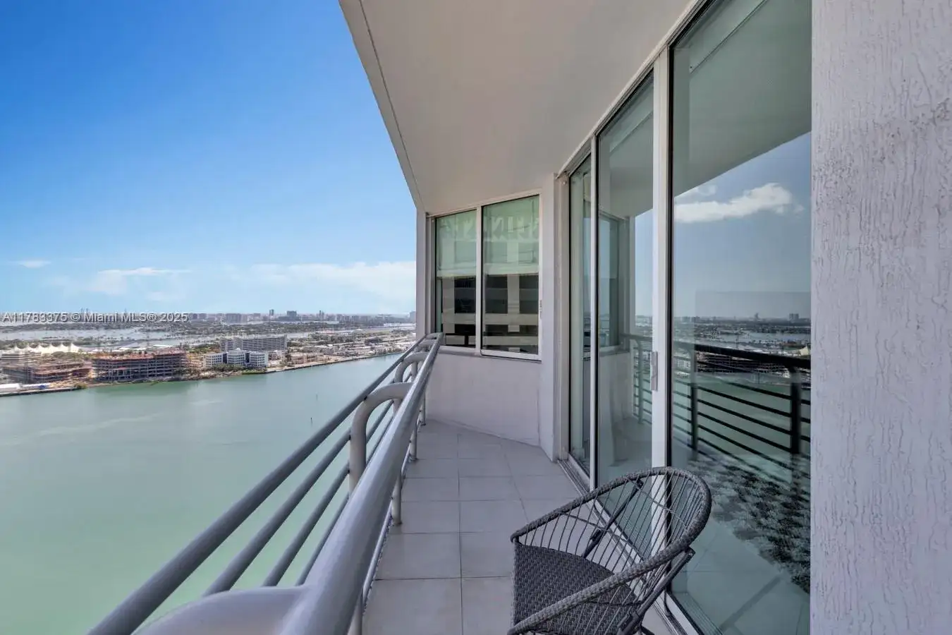 335 S BISCAYNE BL # 3408, Miami FL 33131 photo 5
