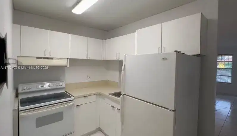 271 NW 177th St # 216, Miami Gardens FL 33169 photo 3