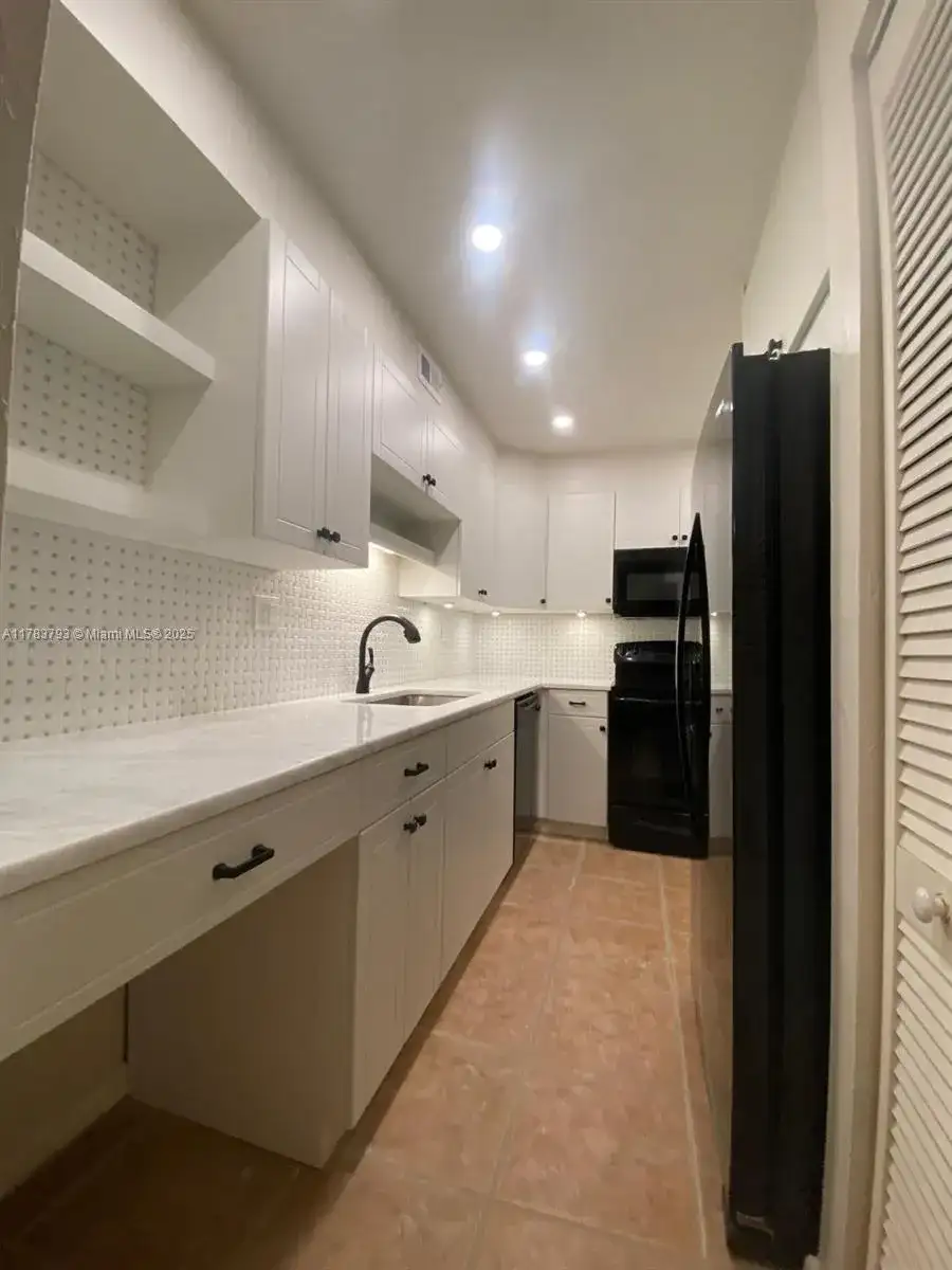 8335 SW 72nd Ave # 202D, Miami FL 33143 photo 3