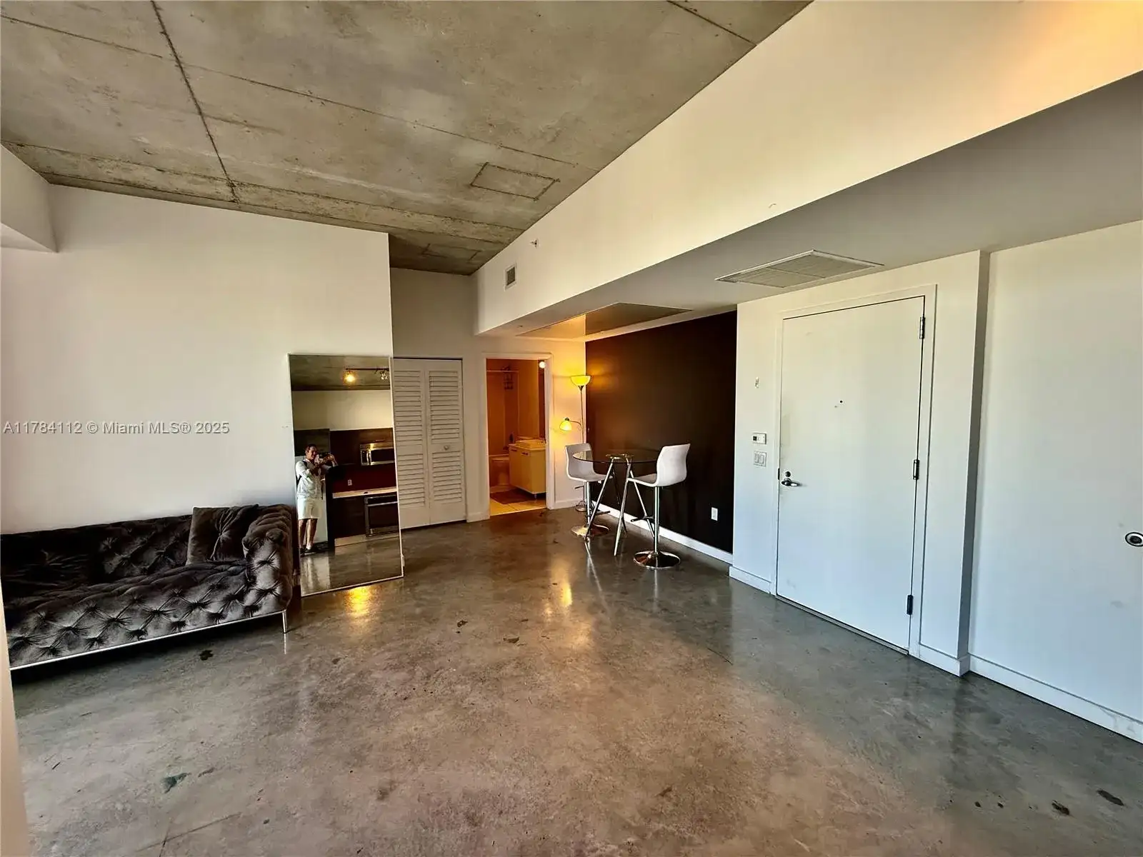 151 SE 1st St # 3208, Miami FL 33131 photo 3