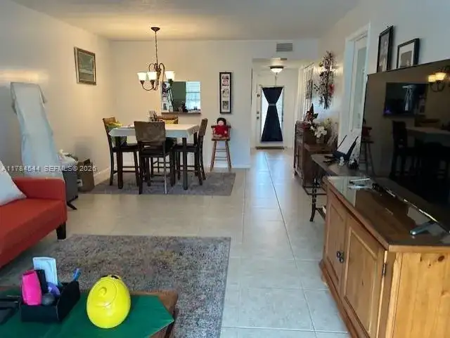9350 Sunrise Lakes Blvd # 109, Sunrise FL 33322 photo 2