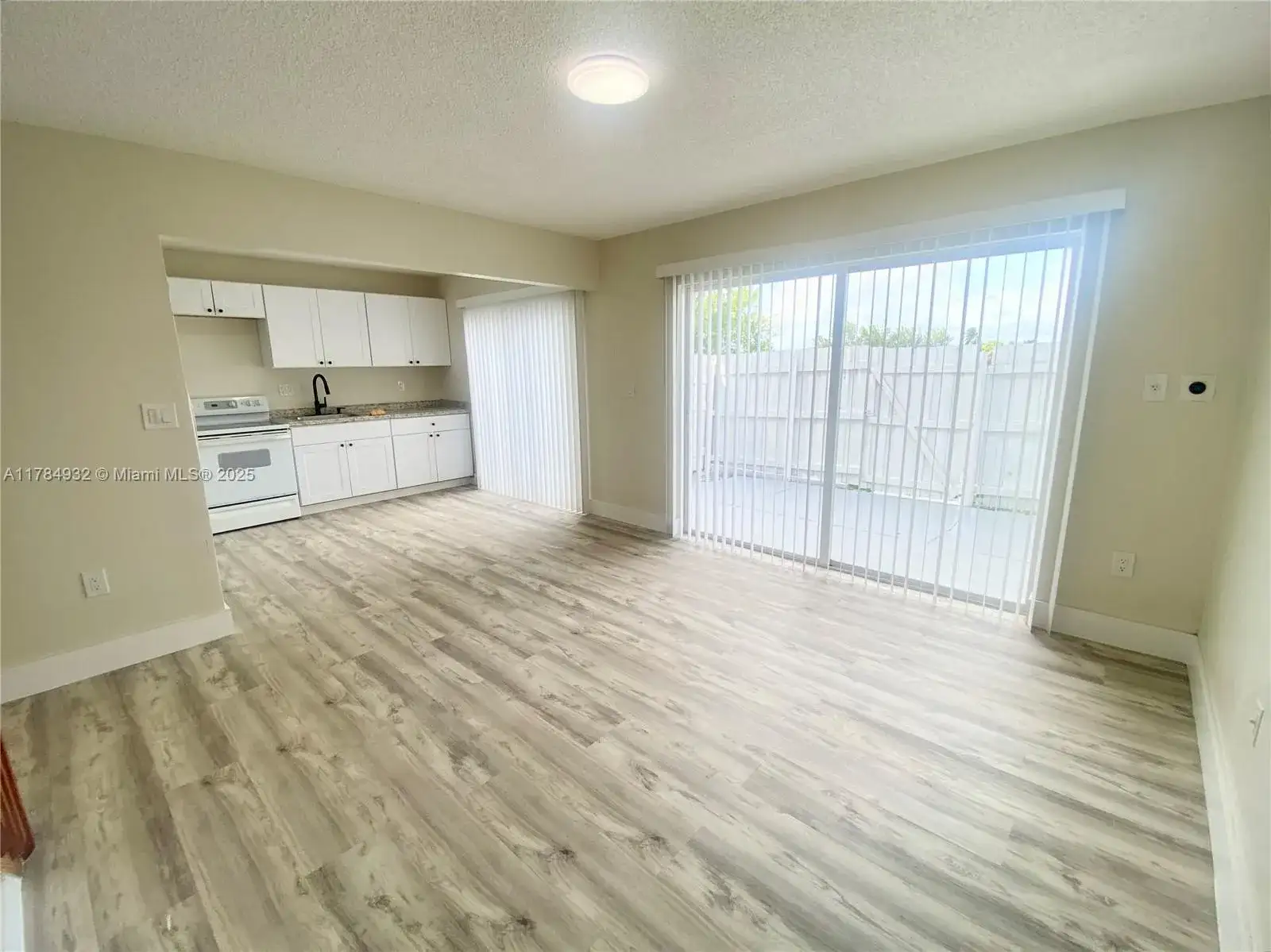 2593 W 60th Pl # 7, Hialeah FL 33016 photo 5