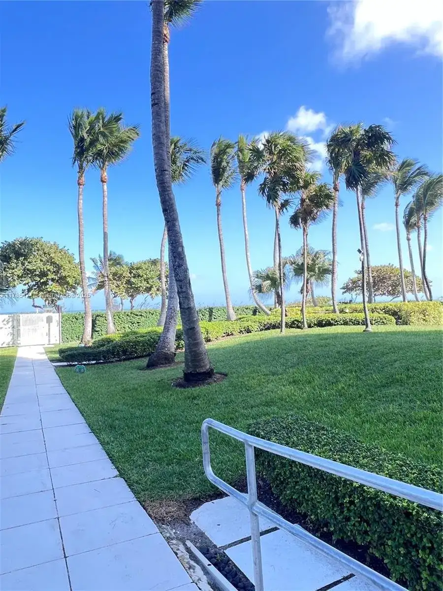 8855 Collins Ave # 2F, Surfside FL 33154 photo 3