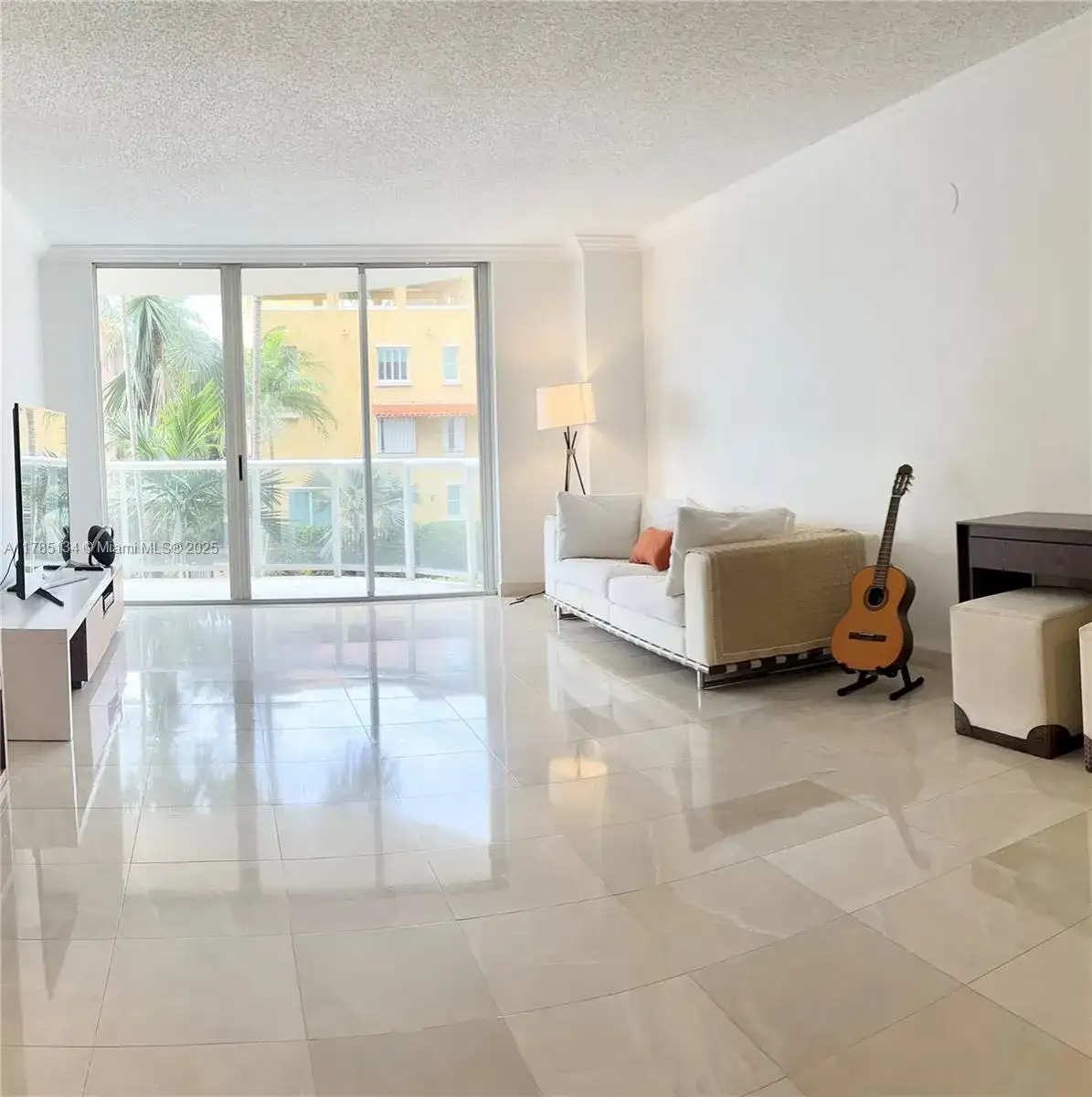 8855 Collins Ave # 2F, Surfside FL 33154 photo 4