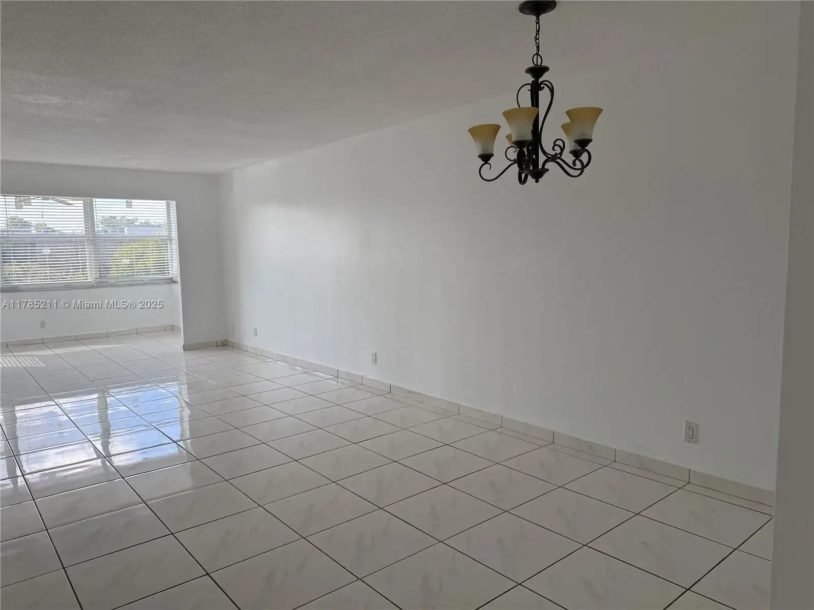6700 Cypress Rd # 504, Plantation FL 33317 photo 2