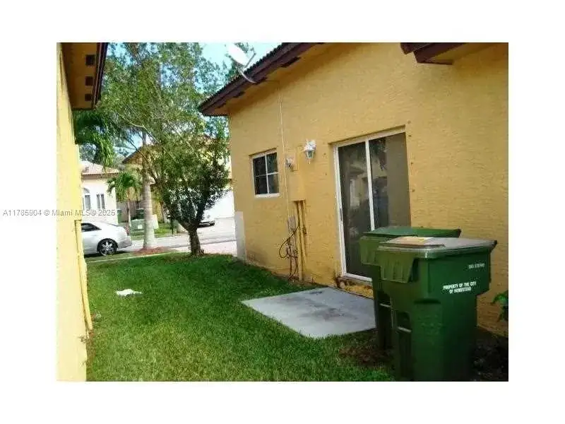 2540 NE 41st Ter, Homestead FL 33033 photo 4