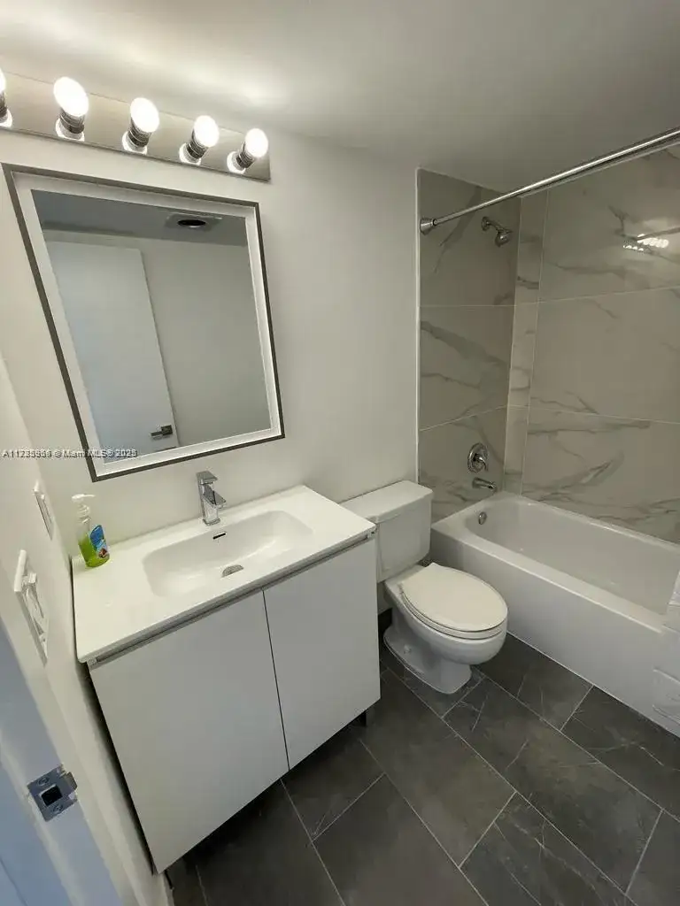 22 Suffolk A # 22, Boca Raton FL 33434 photo 3