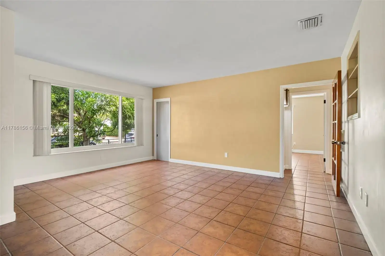 6150 SW 15th St, West Miami FL 33144 photo 4