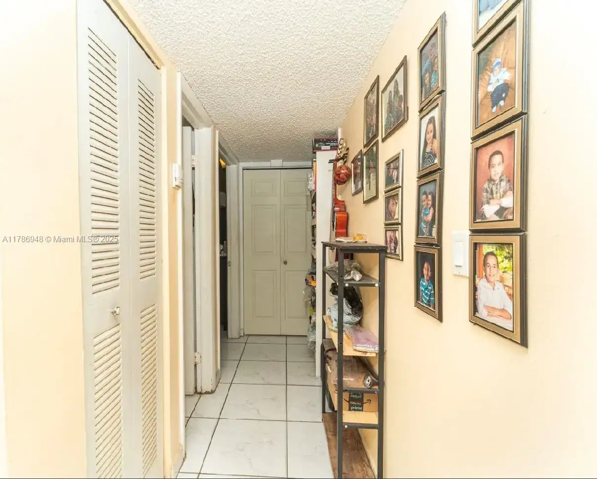 8635 NW 8th St # 101, Miami FL 33126 photo 4