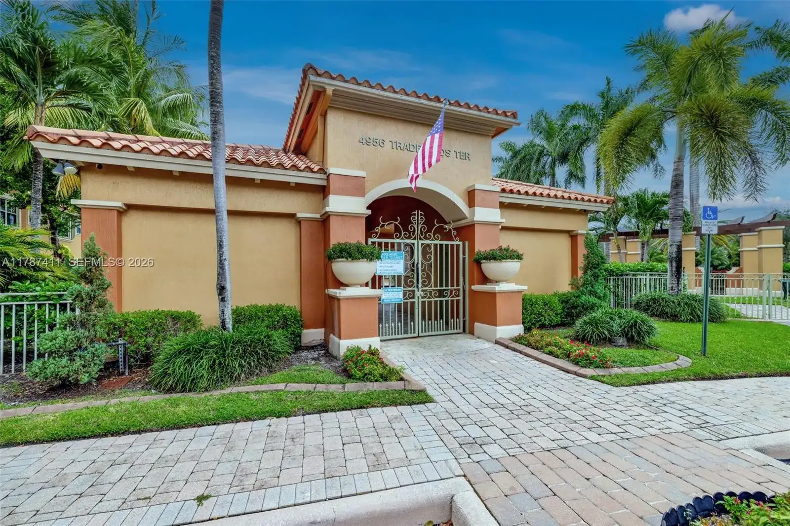 4971 Leeward Ln # 3004, Dania Beach FL 33312 photo 5