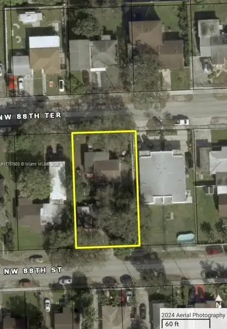 1864 NW 88th Ter, Miami FL 33147 photo 4