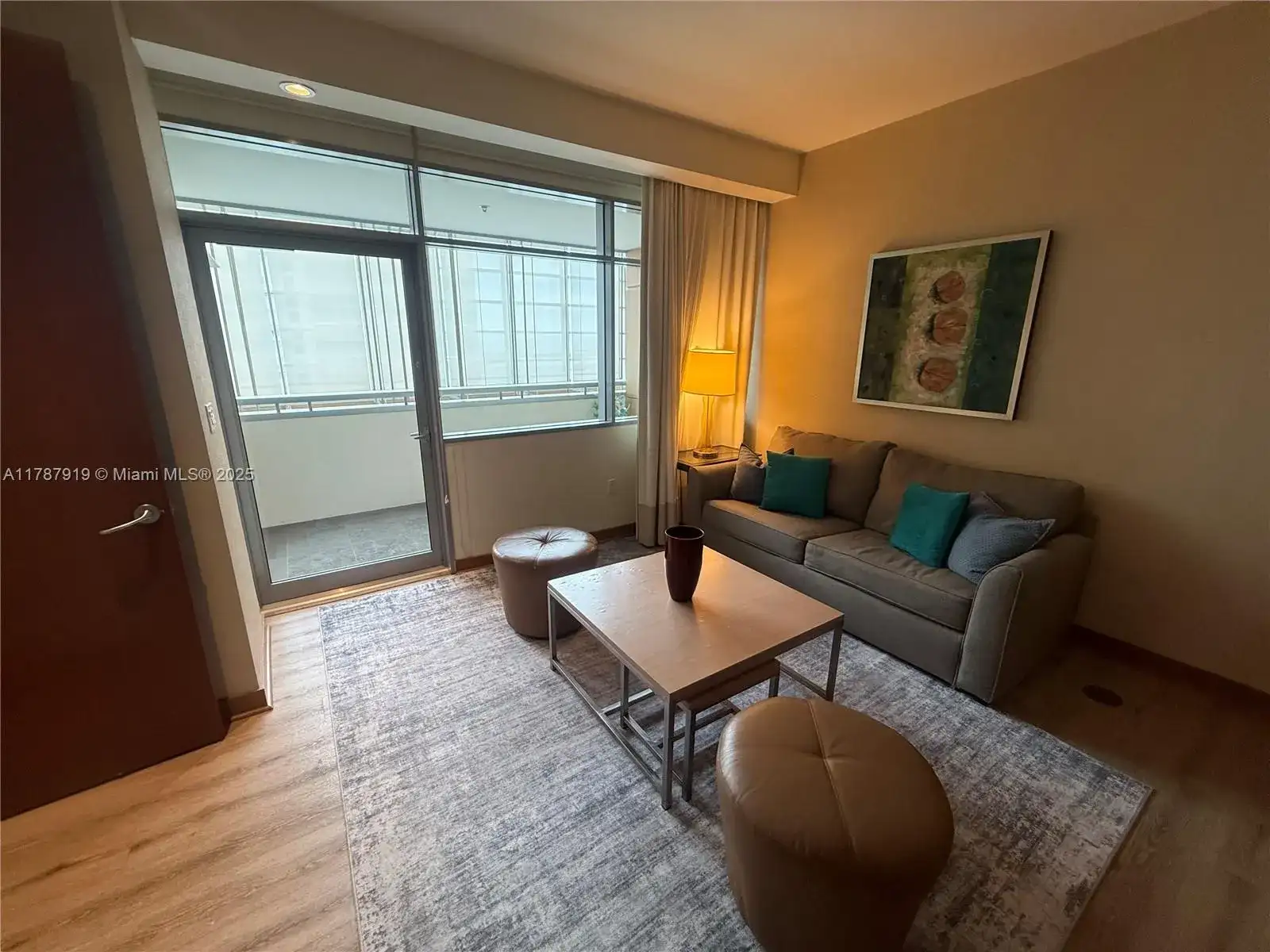 1395 Brickell Ave, Miami FL 33131 photo 5