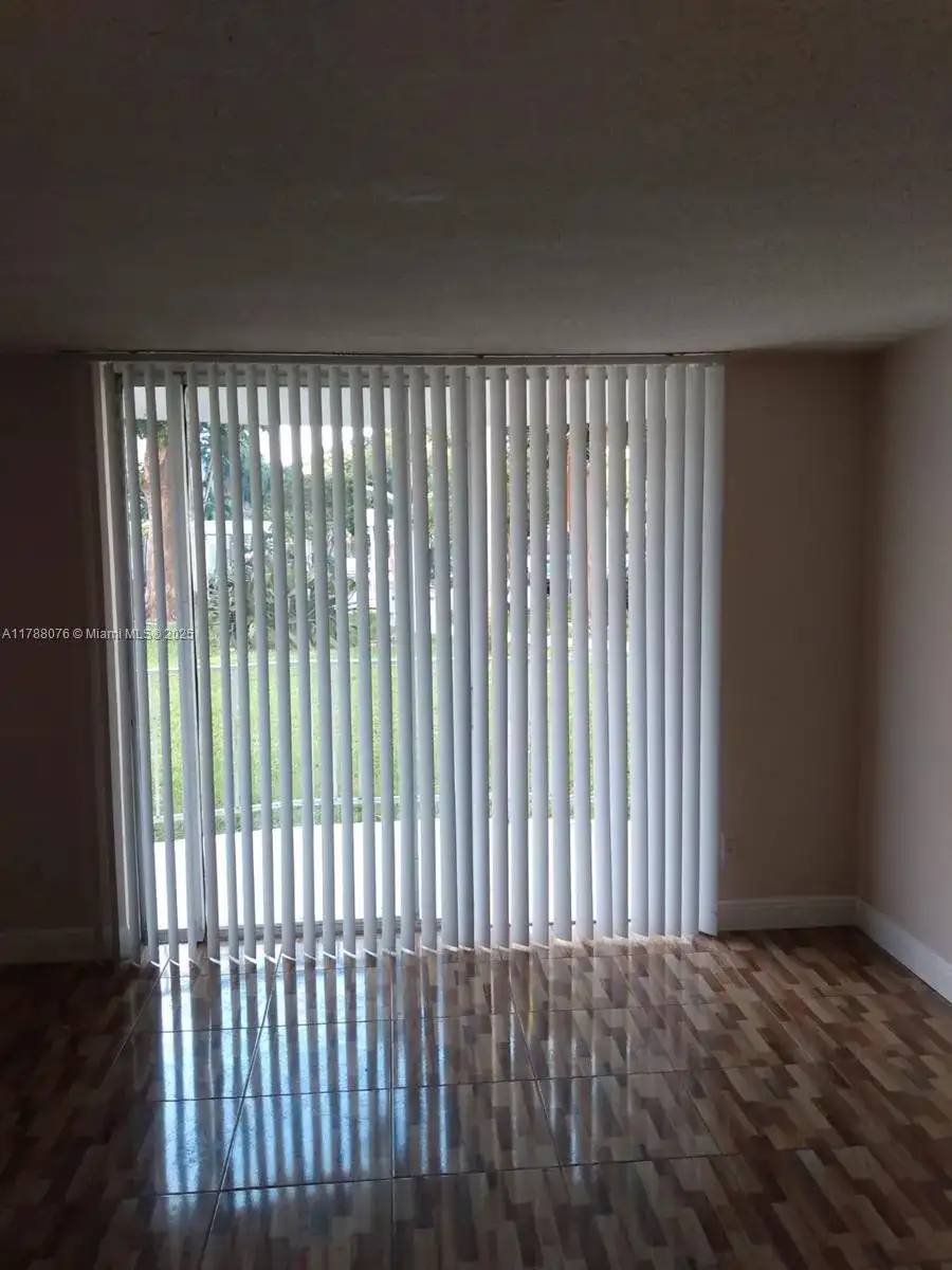 494 NW 165th St Rd # 102, Miami FL 33169 photo 2