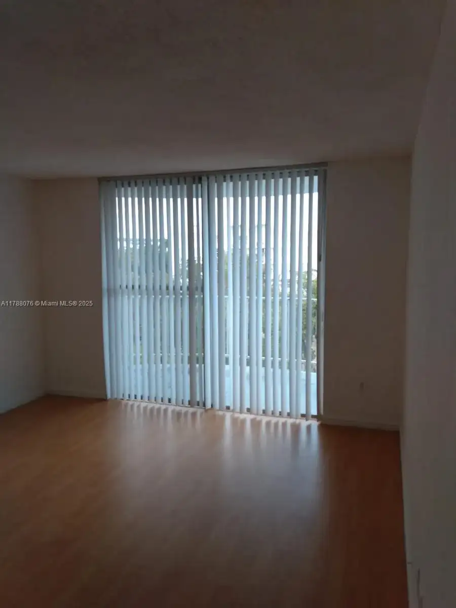 494 NW 165th St Rd # 102, Miami FL 33169 photo 3