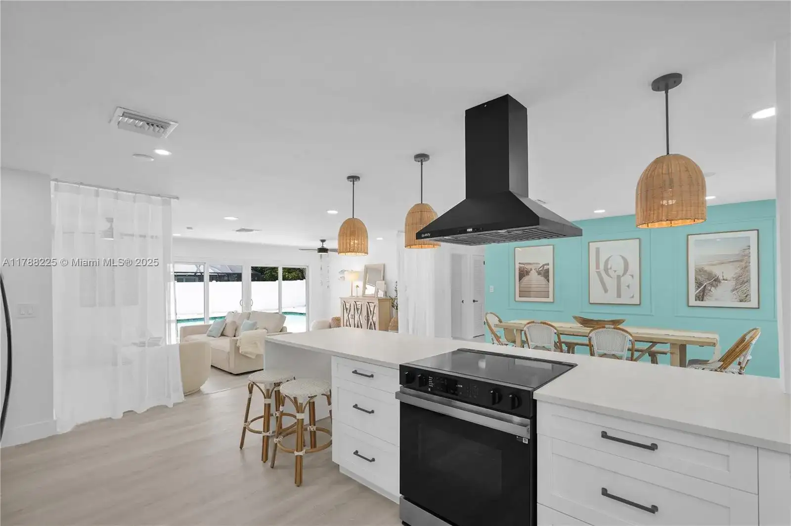 4400 NE 17th Ave, Oakland Park FL 33334 photo 3