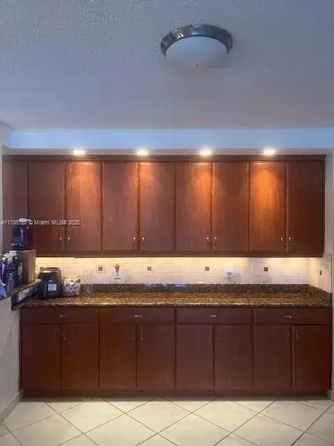 800 NE 195th St # 701, Miami FL 33179 photo 5