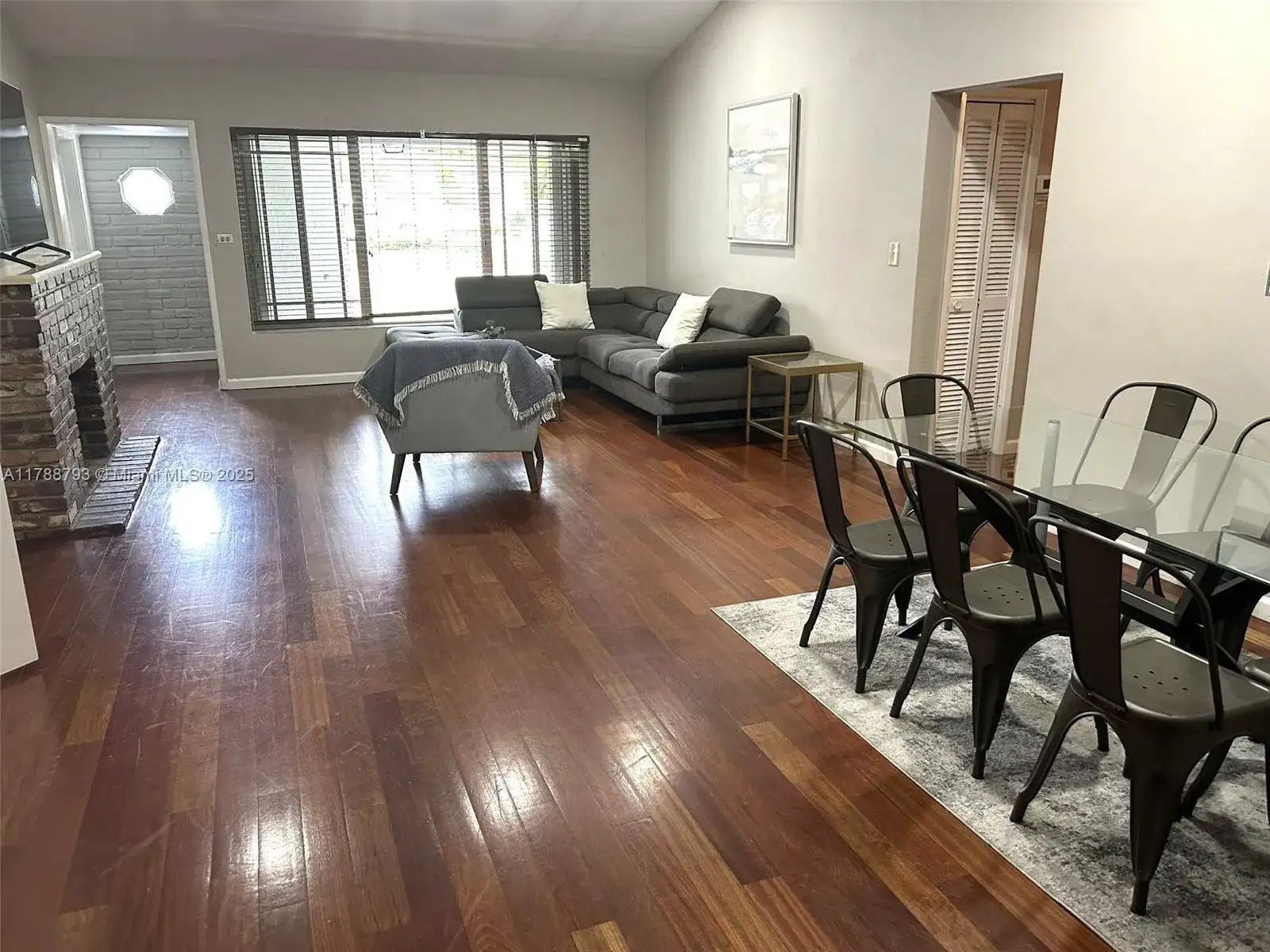 460 NW 88th Ter, El Portal FL 33150 photo 5