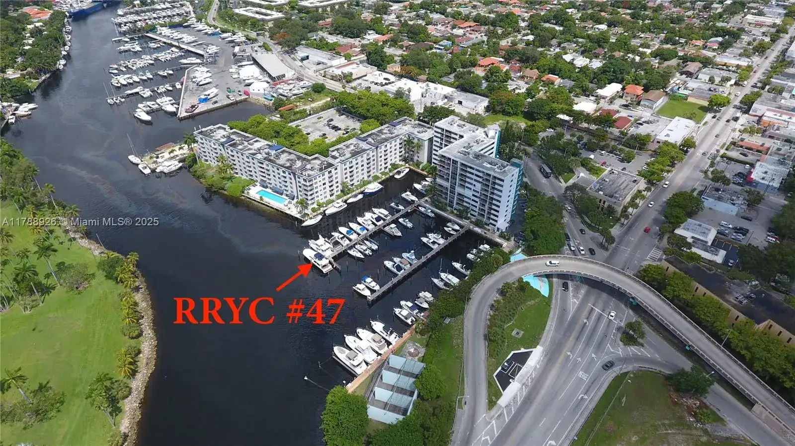 1700 NW N River Dr, Miami FL 33125 photo 3